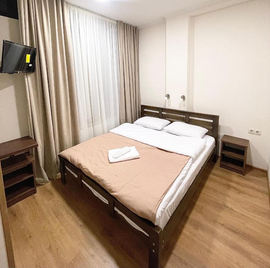 Art Family Hotel Tbiliszi Kültér fotó